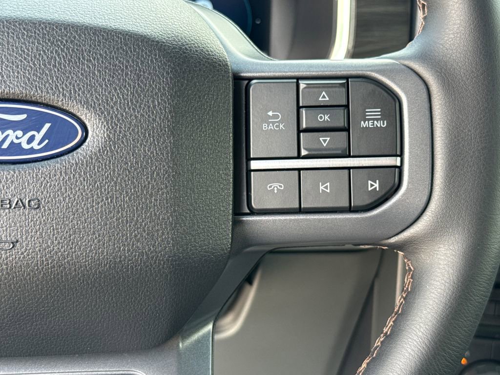 Used 2025 Ford F150 Lariat w/ Equipment Group 501A Mid image 16