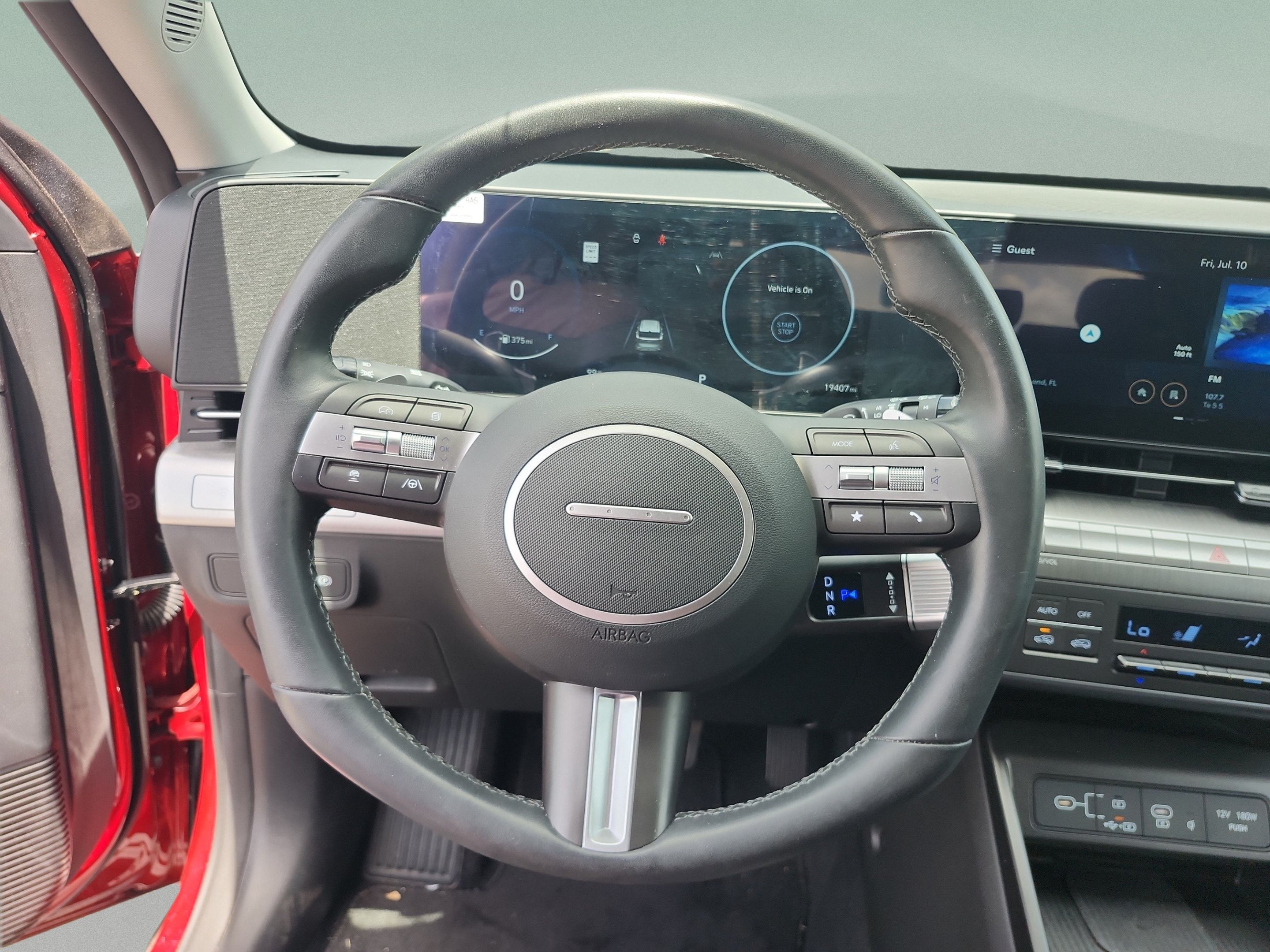Certified 2024 Hyundai Kona SEL w/ Convenience Package FWD image 9