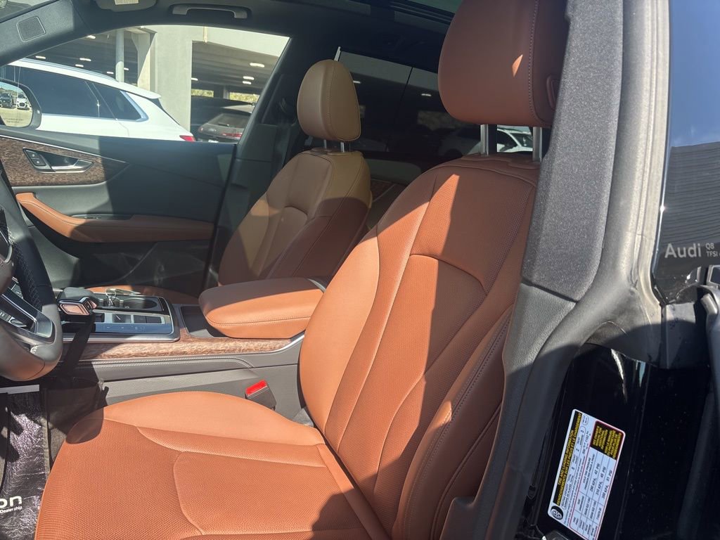 Used 2025 Audi Q8 Premium Plus image 13
