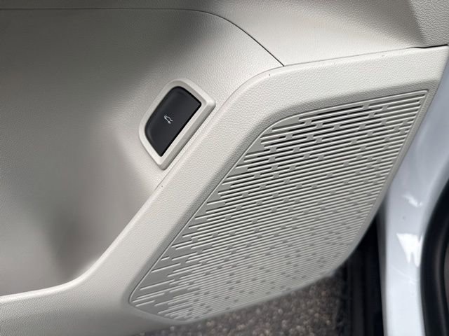 New 2026 GMC Terrain Denali w/ LPO, Floor Liner Package image 12