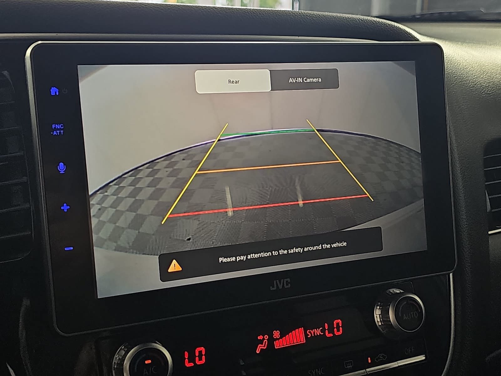 Used 2020 Mitsubishi Outlander SE FWD image 20