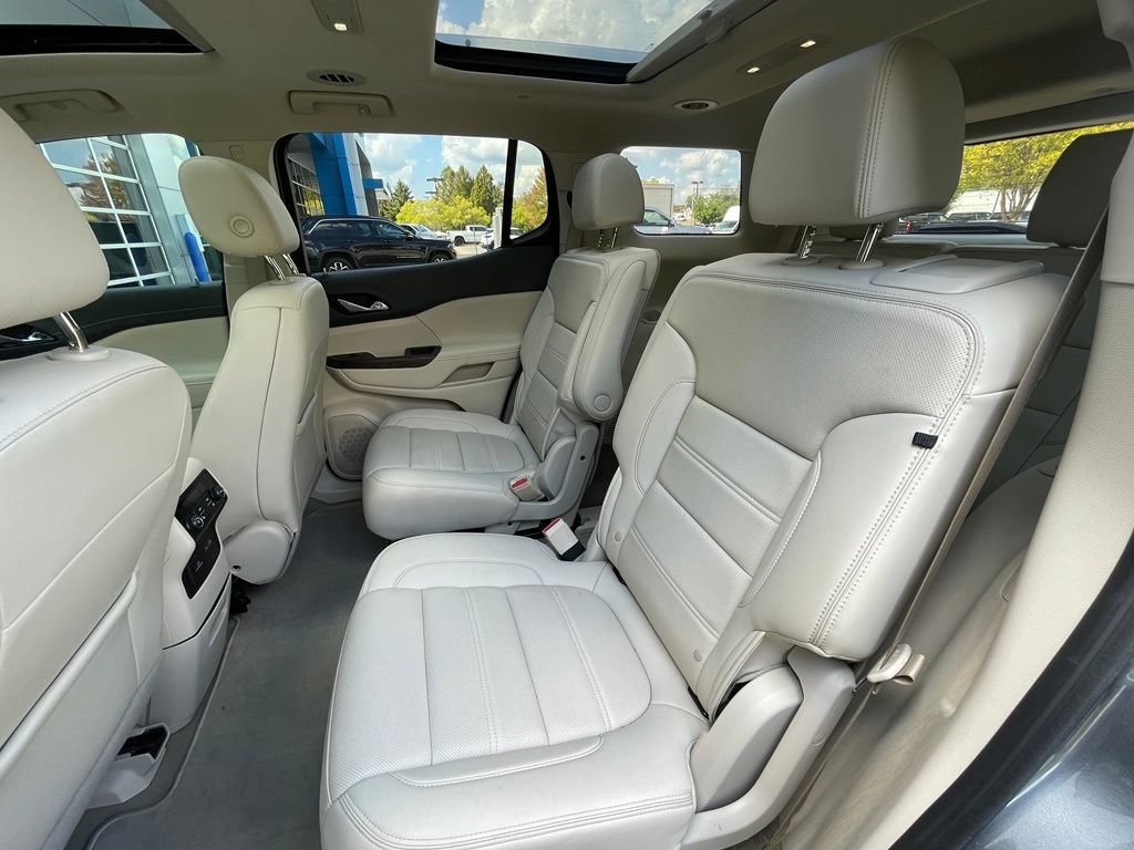 Used 2021 GMC Acadia Denali w/ Denali Ultimate Package AWD/4WD image 25