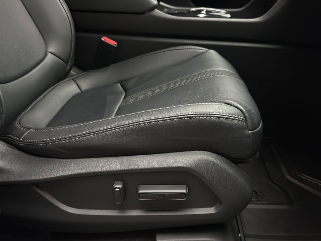 Certified 2023 Honda Pilot Touring image 23