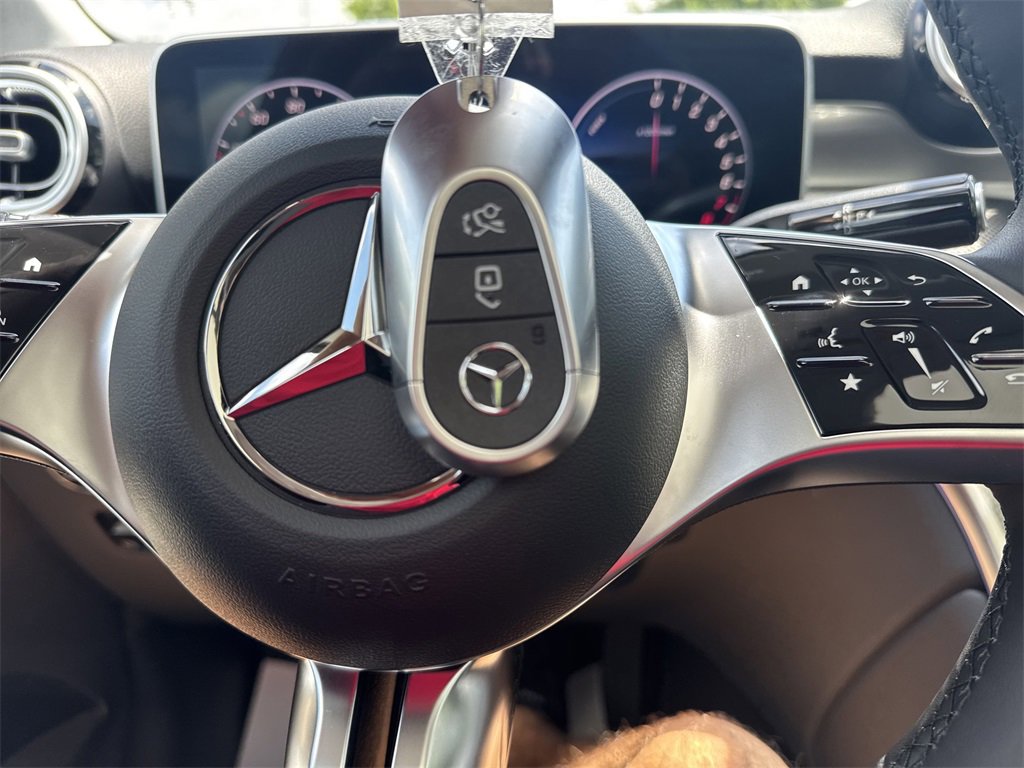 New 2025 Mercedes-Benz GLC 350e 4MATIC image 28