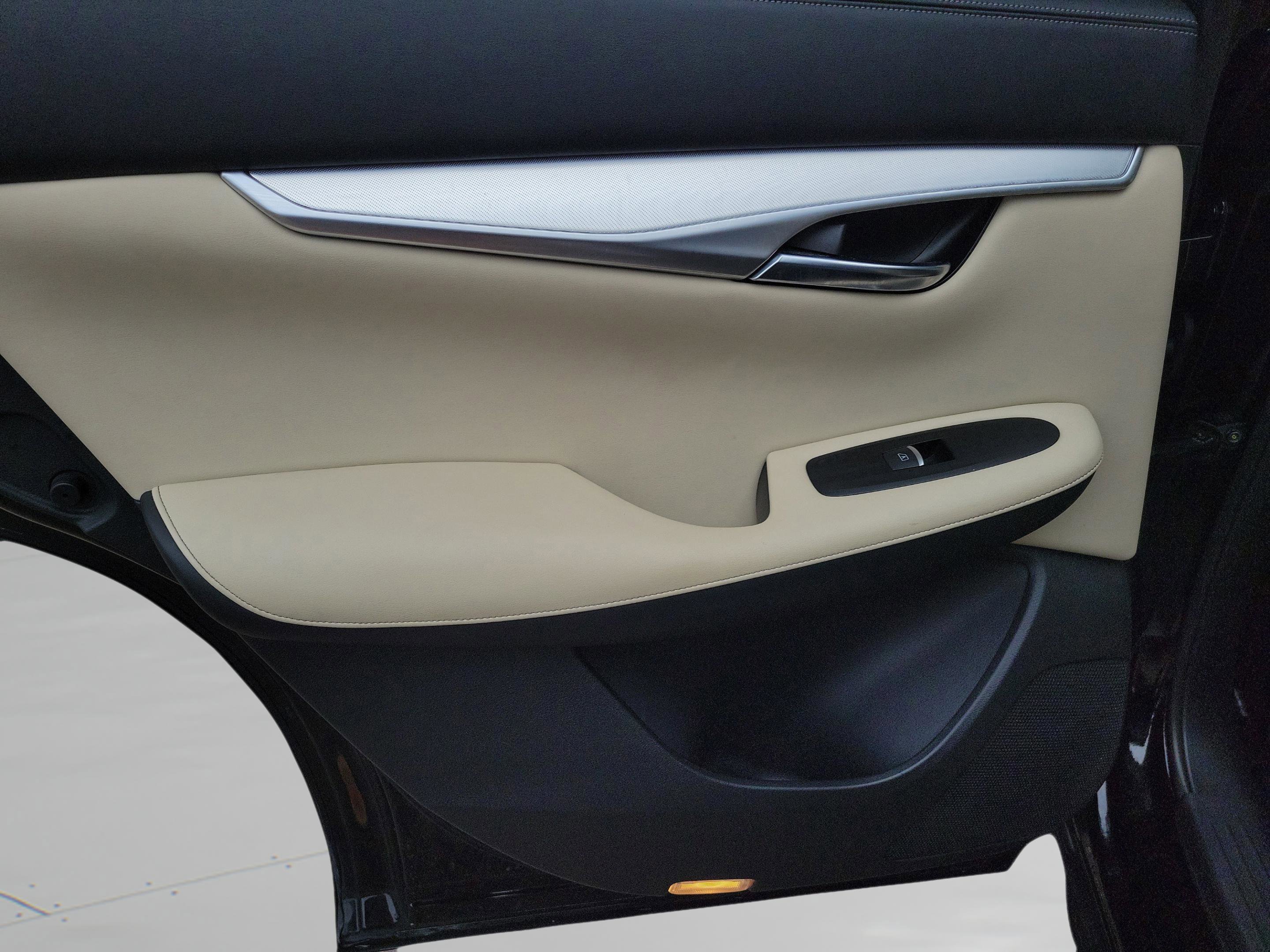 Used 2019 INFINITI QX50 Luxe w/ Cargo Package image 27