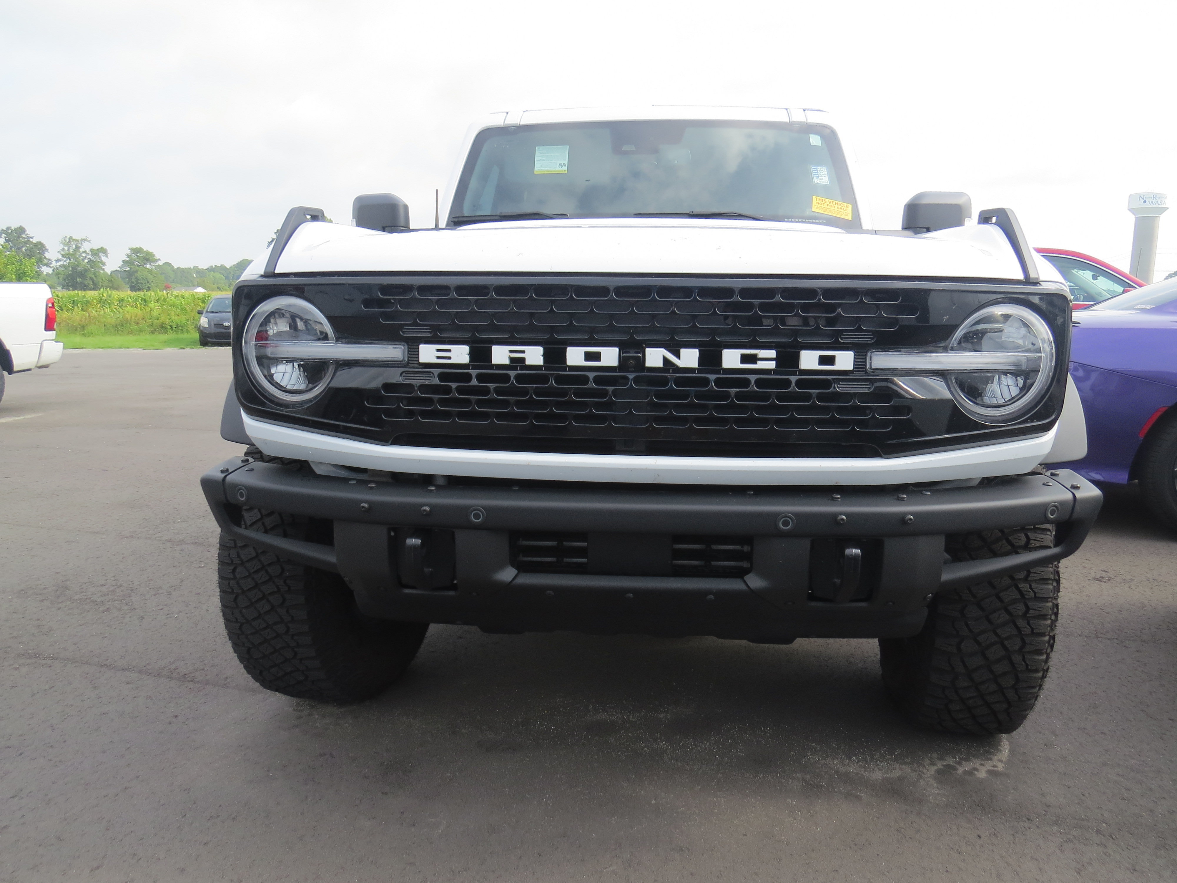 Used 2024 Ford Bronco Wildtrak AWD/4WD image 2