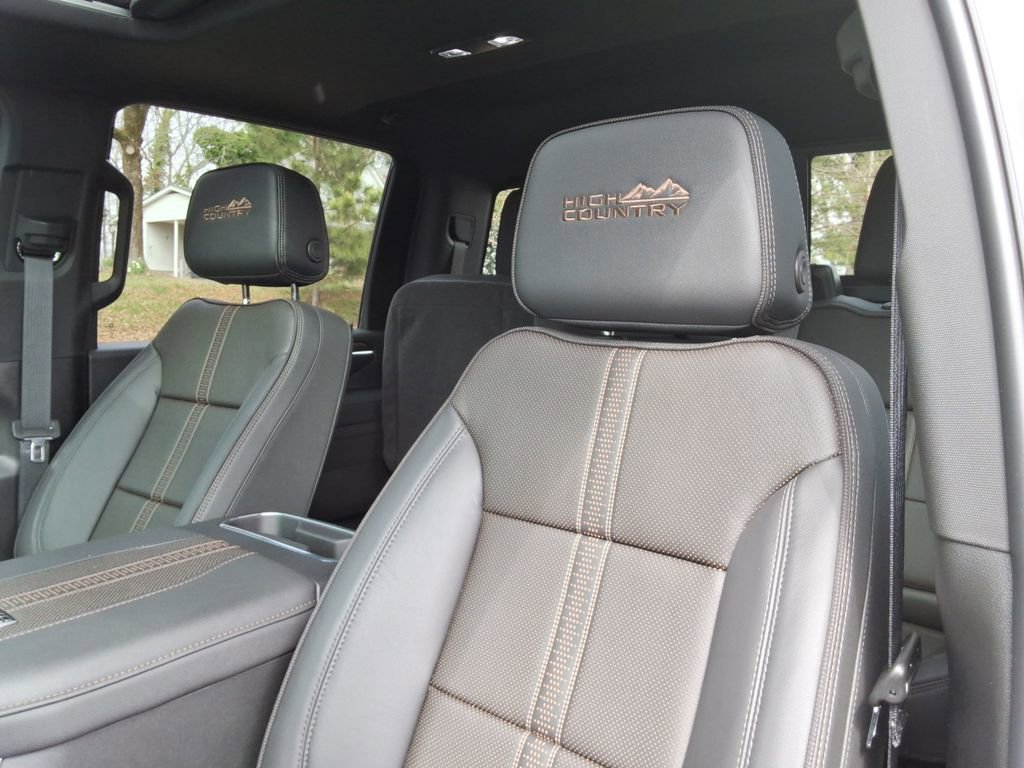 Certified 2026 Chevrolet Silverado 2500 High Country w/ High Country Premium Package AWD/4WD image 26