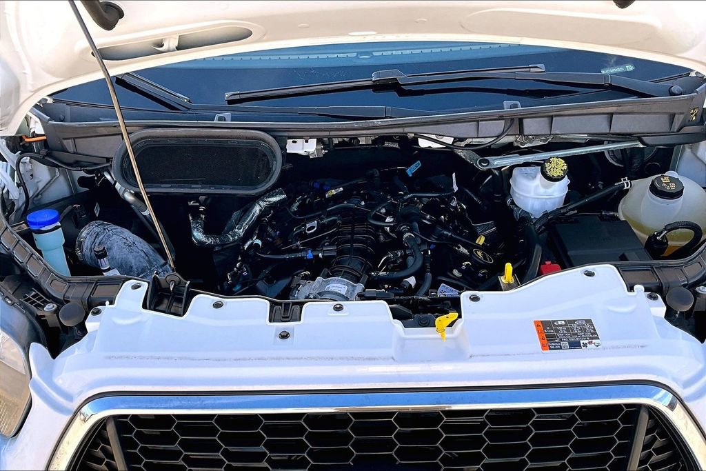 Used 2023 Ford Transit 350 XLT image 27