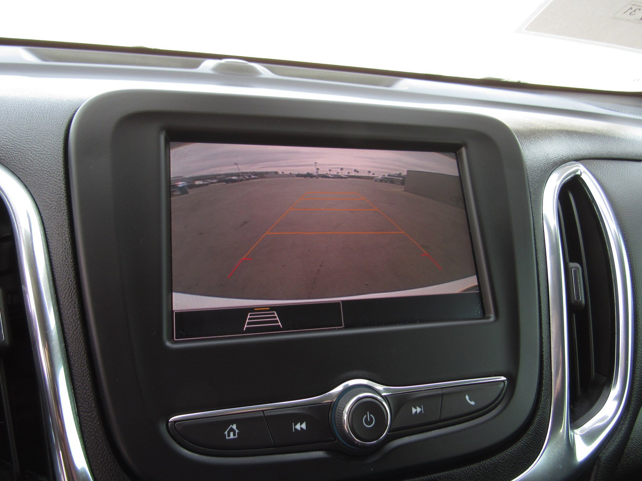 Used 2023 Chevrolet Equinox LT FWD image 19