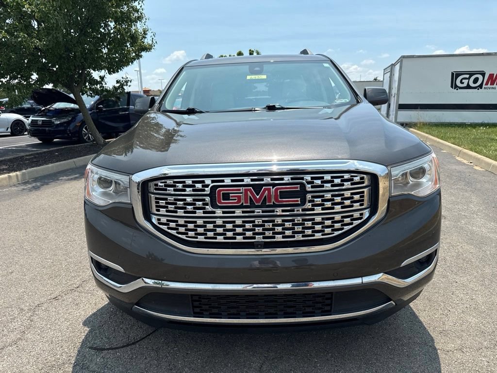 Used 2019 GMC Acadia Denali w/ Technology Package AWD/4WD image 2