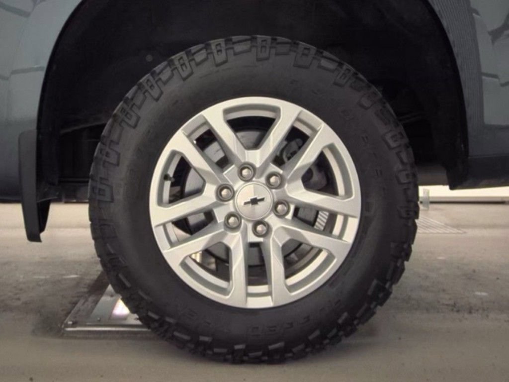 Used 2021 Chevrolet Silverado 1500 RST AWD/4WD image 19