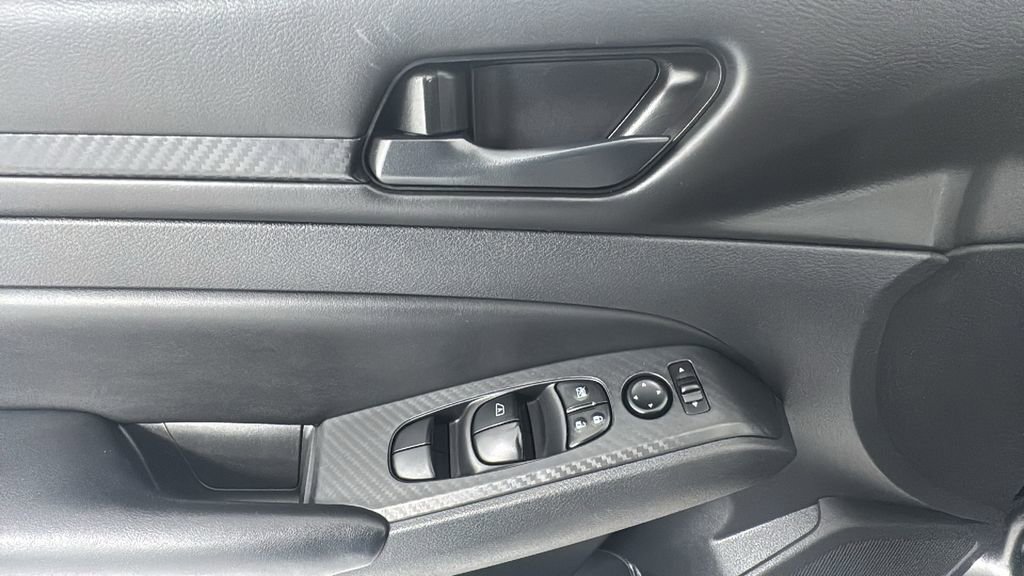 Used 2024 Nissan Altima 2.5 S image 17