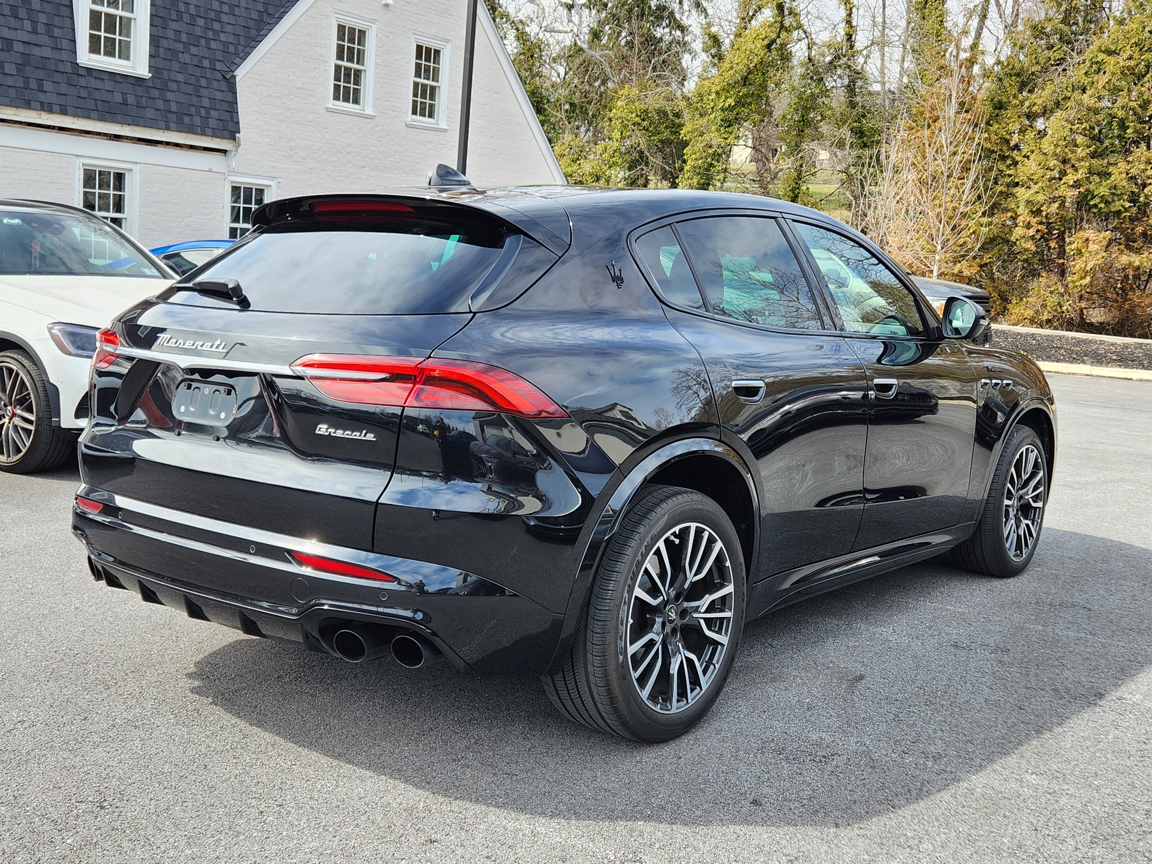 Used 2023 Maserati Grecale Modena image 4