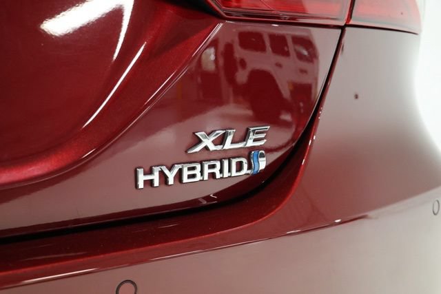 Used 2020 Toyota Camry XLE w/ Driver Assist Package FWD image 12