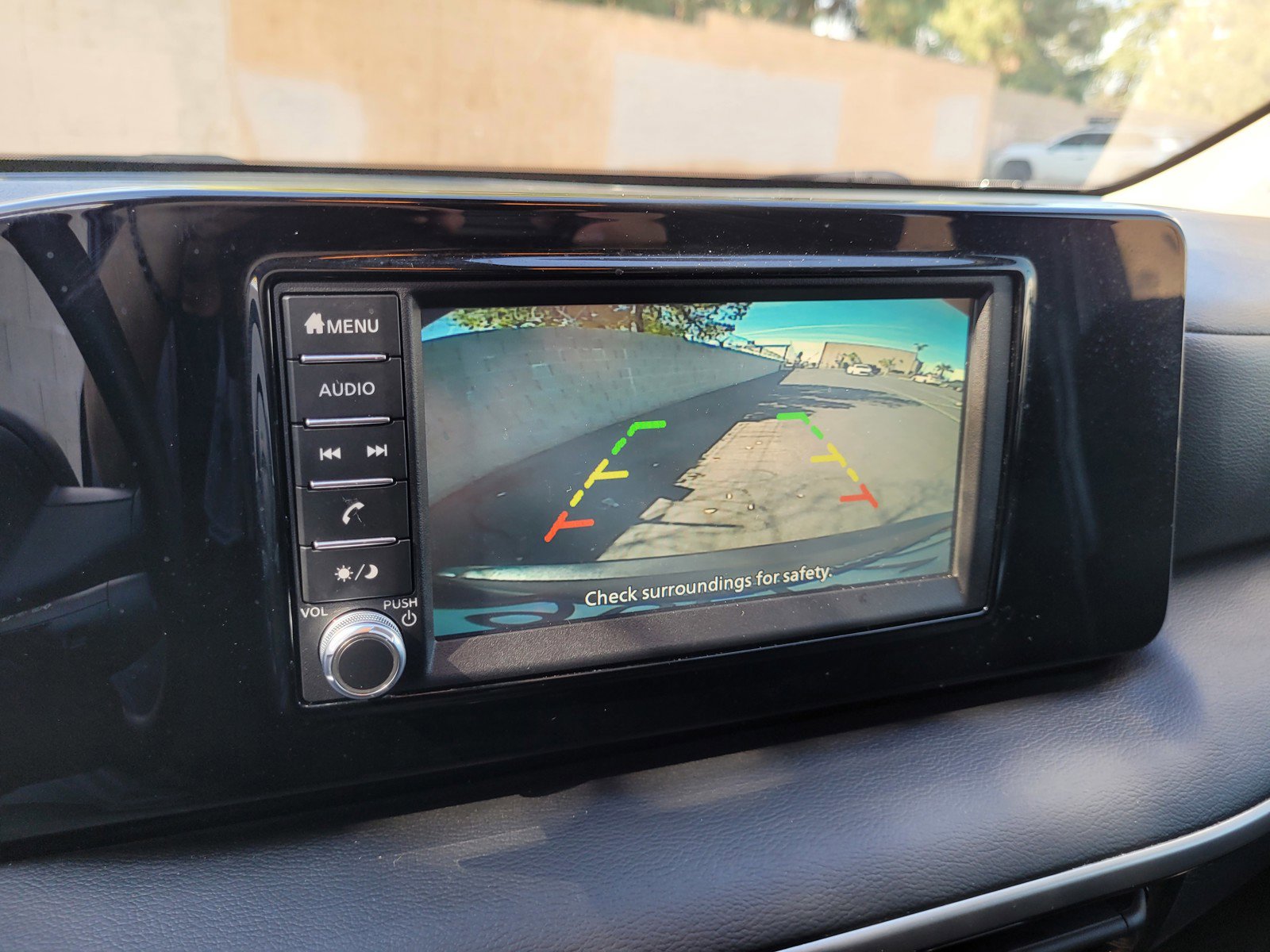 Used 2025 Nissan Kicks S image 16