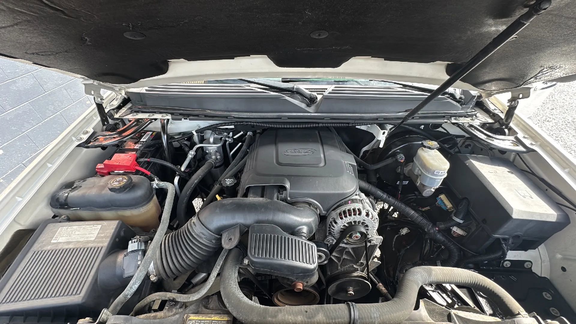 Used 2010 Chevrolet Tahoe LTZ image 9