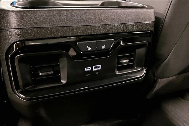 Used 2025 GMC Sierra 2500 AT4 w/ AT4 Premium Plus Package AWD/4WD image 33