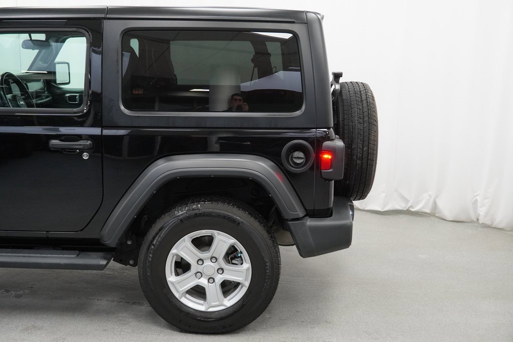 Certified 2022 Jeep Wrangler Sport S image 18