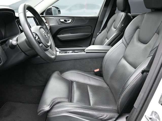 Used 2024 Volvo XC60 T8 Ultimate w/ Climate Package AWD/4WD image 12