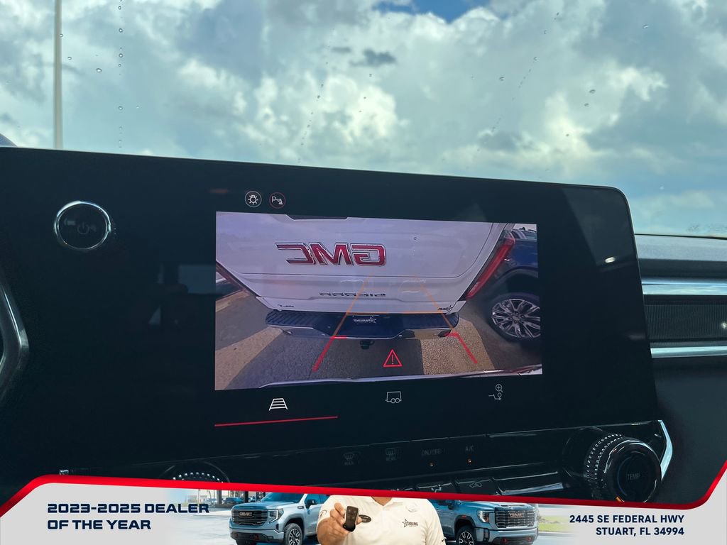 Used 2025 GMC Canyon Elevation image 31