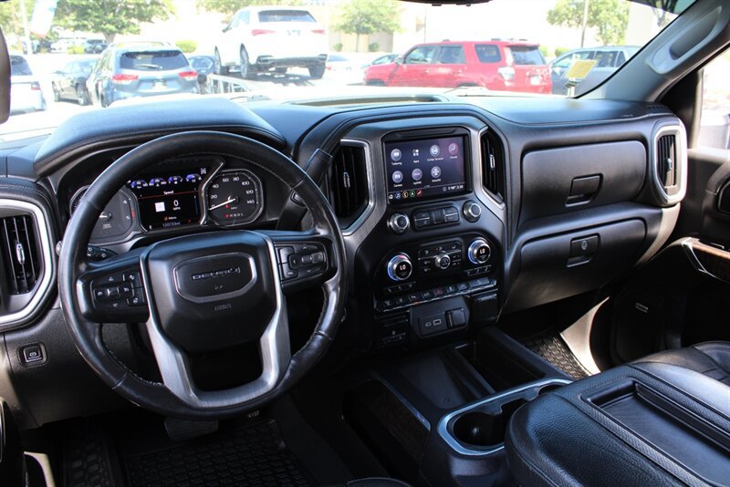 Used 2020 GMC Sierra 2500 Denali w/ Denali Ultimate Package AWD/4WD image 21