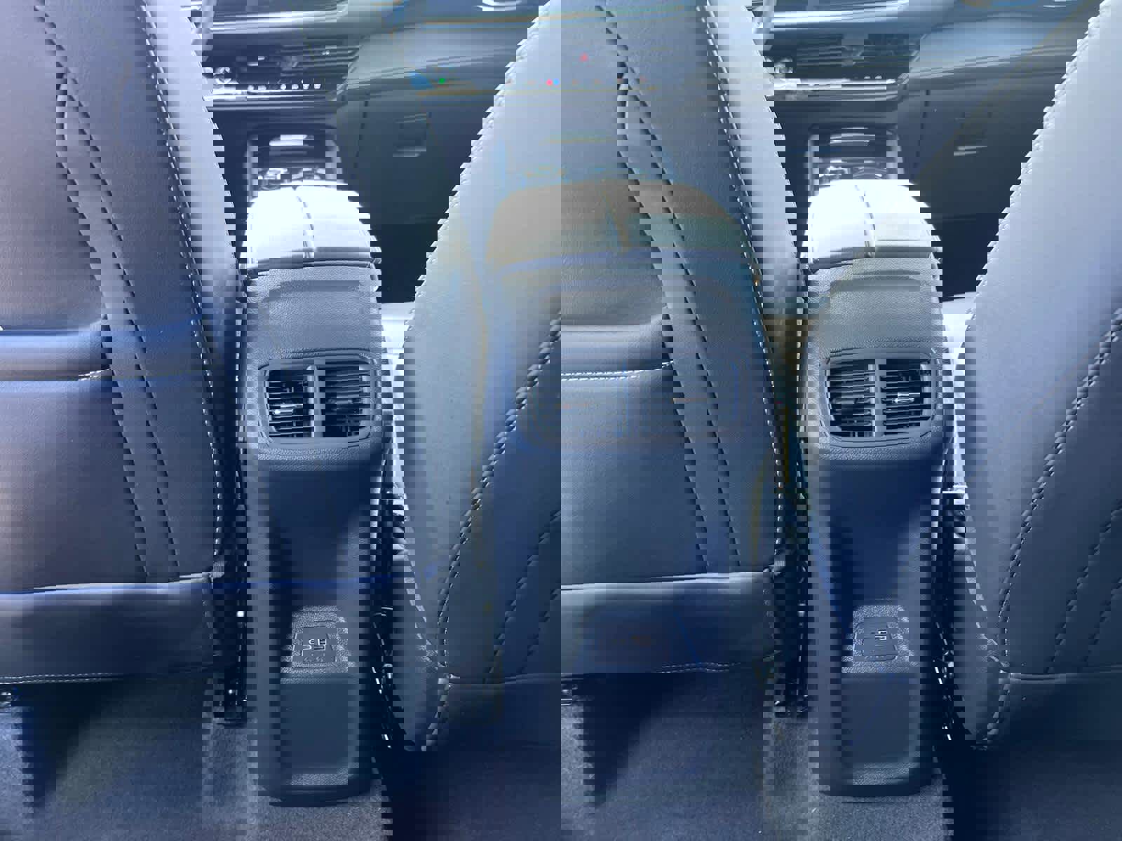 Certified 2025 Buick Envision Preferred image 34