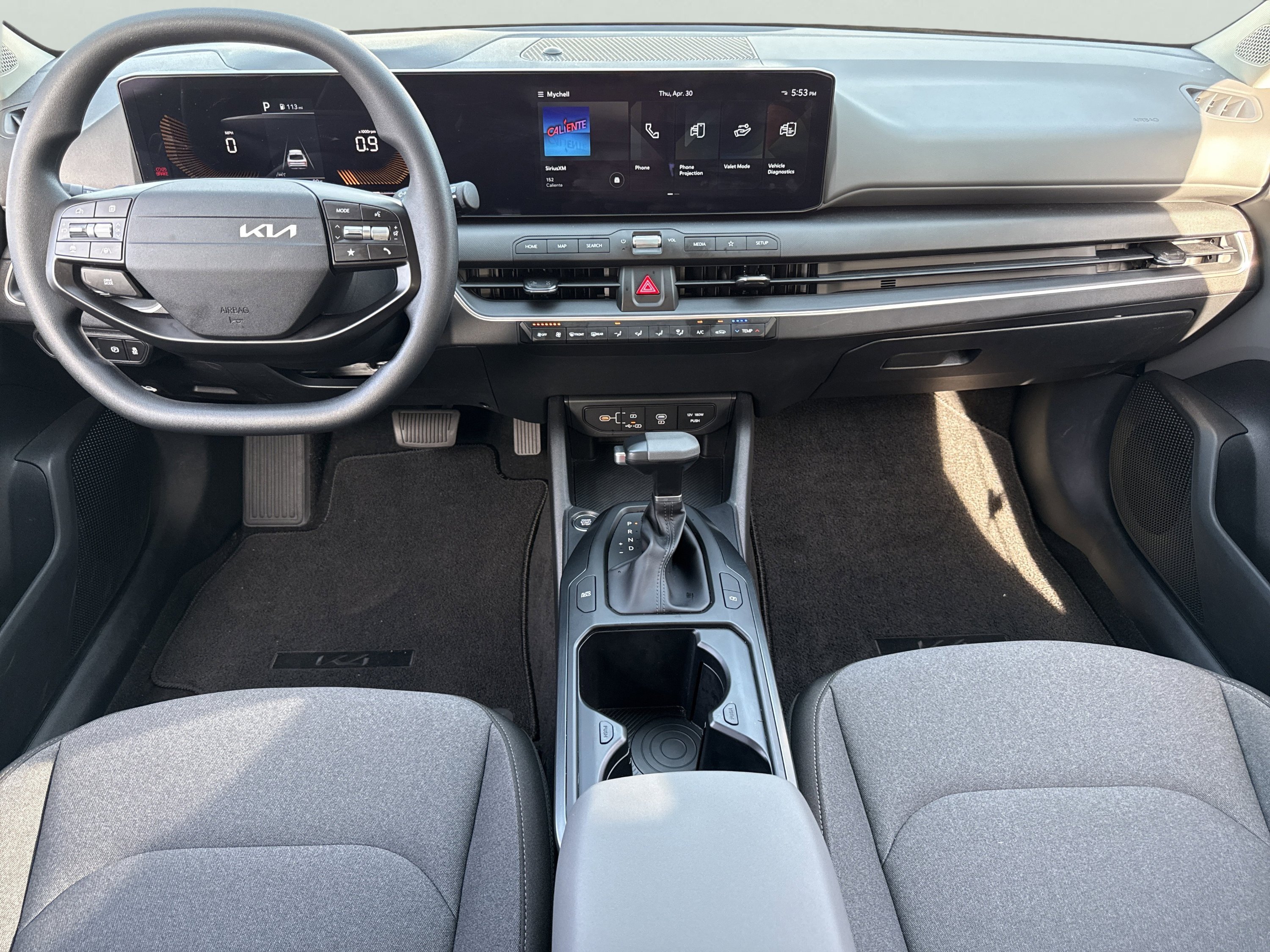 New 2025 Kia K4 FWD image 24