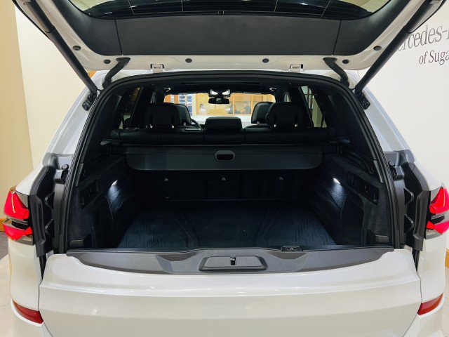 Used 2025 BMW X5 M60i w/ Parking Assistance Package image 30