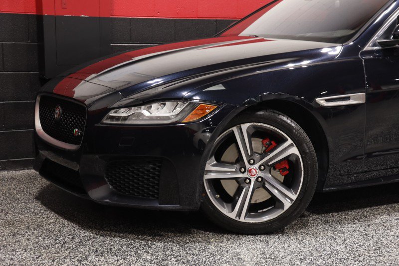 Used 2018 Jaguar XF First Edition AWD/4WD image 20