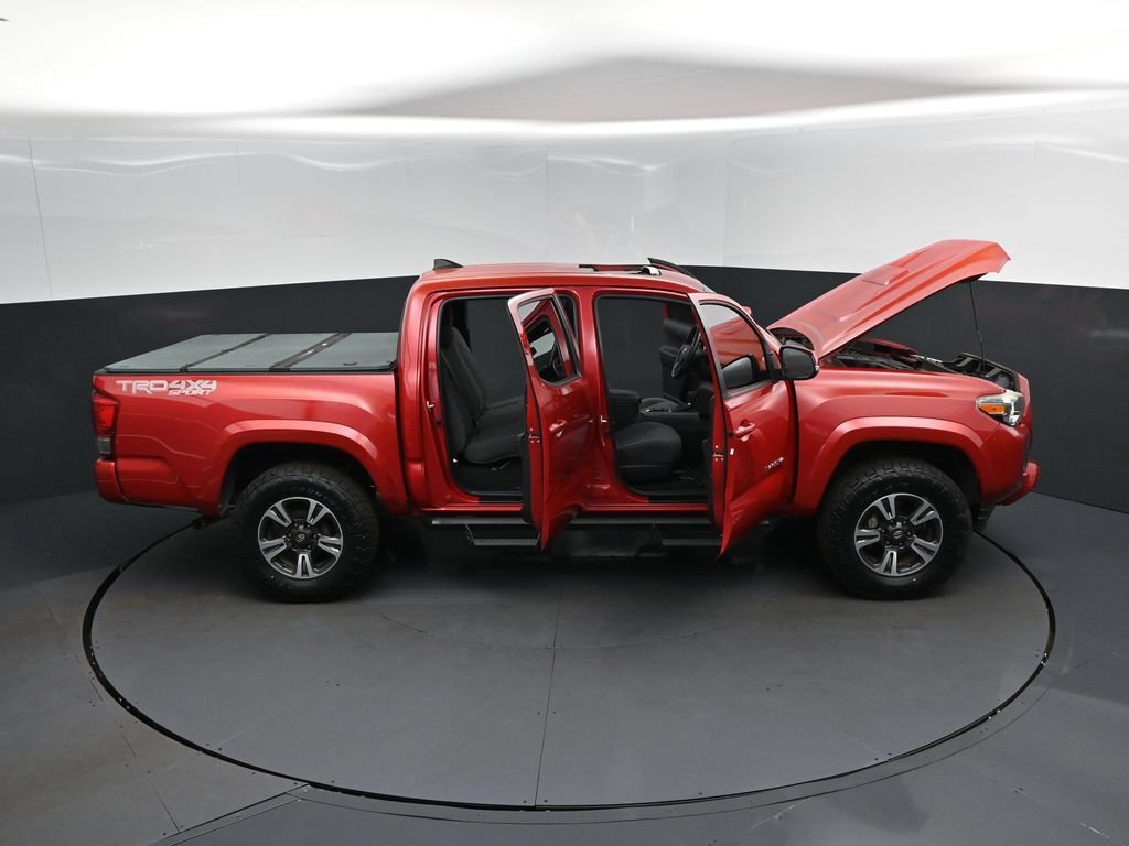 Used 2017 Toyota Tacoma TRD Sport w/ Premium & Technology Package AWD/4WD image 52
