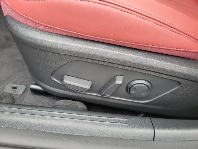 New 2026 Kia K5 GT-Line w/ GT-Line Premium Package FWD image 25