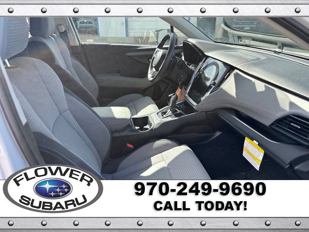 Used 2025 Subaru Outback Premium w/ Popular Package #1A AWD/4WD image 10