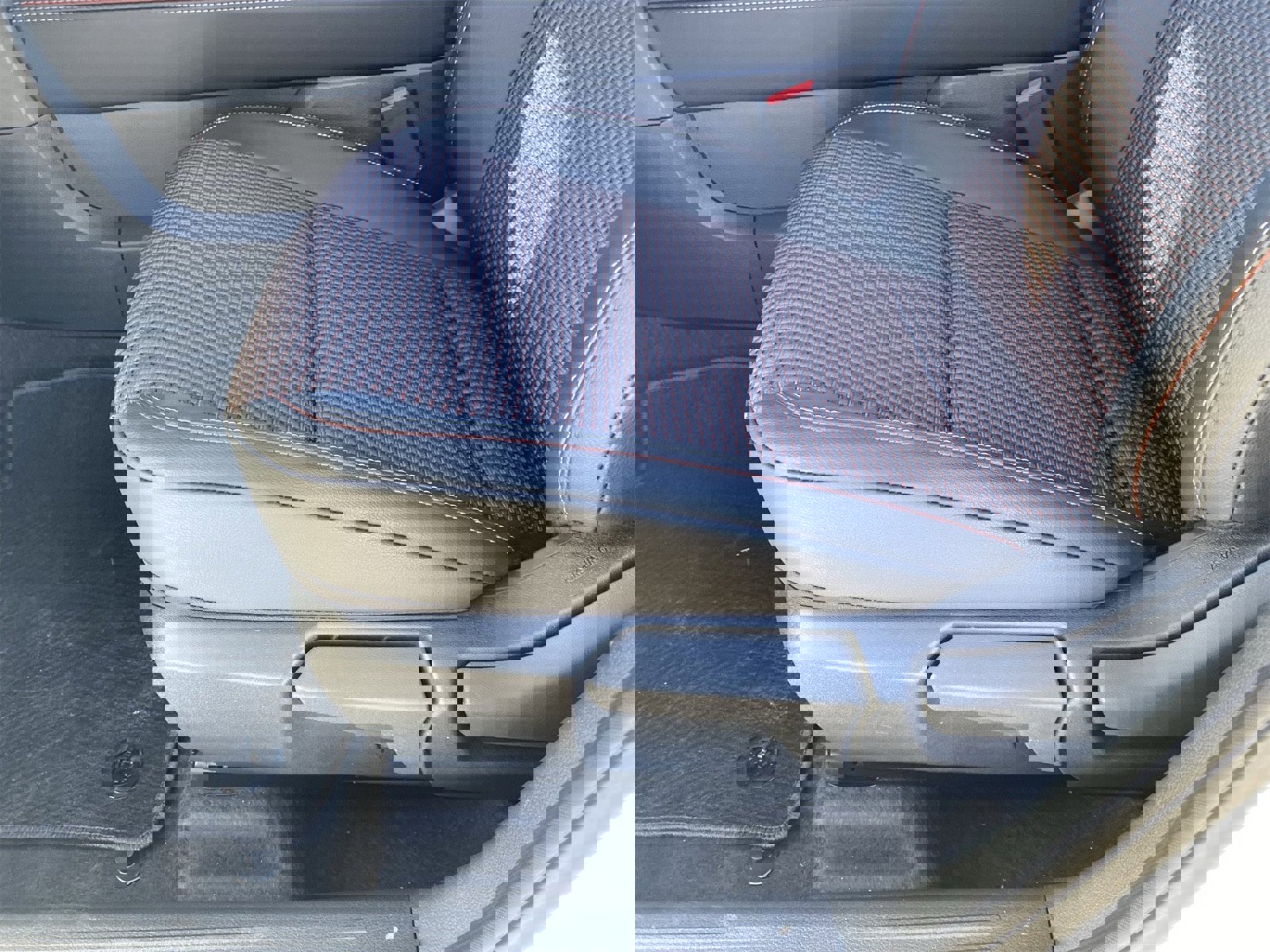 New 2026 Nissan Kicks SR w/ SR Premium Package image 22