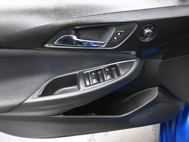 Used 2017 Chevrolet Cruze LT image 13