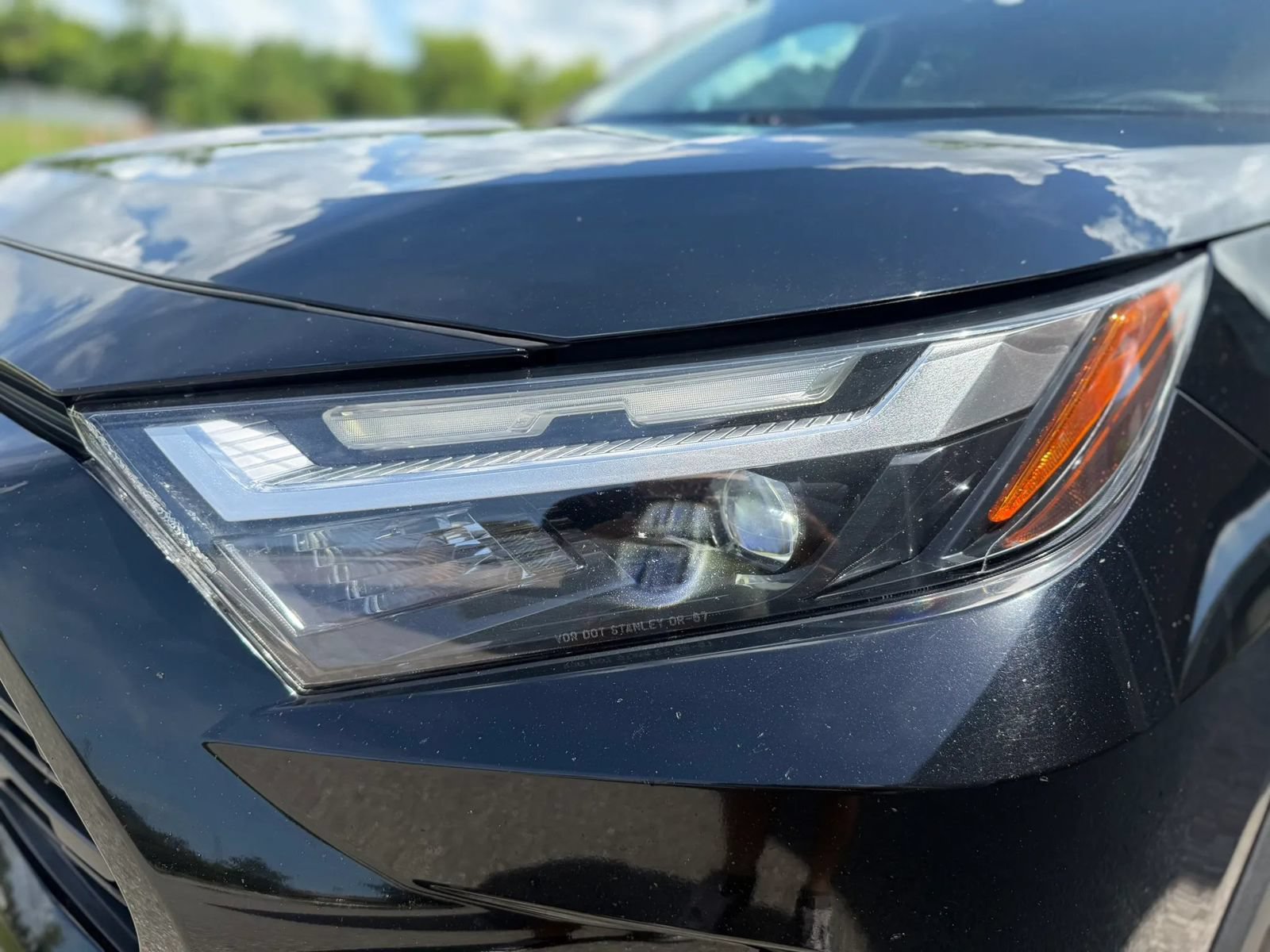 Used 2022 Toyota RAV4 XLE AWD/4WD image 18