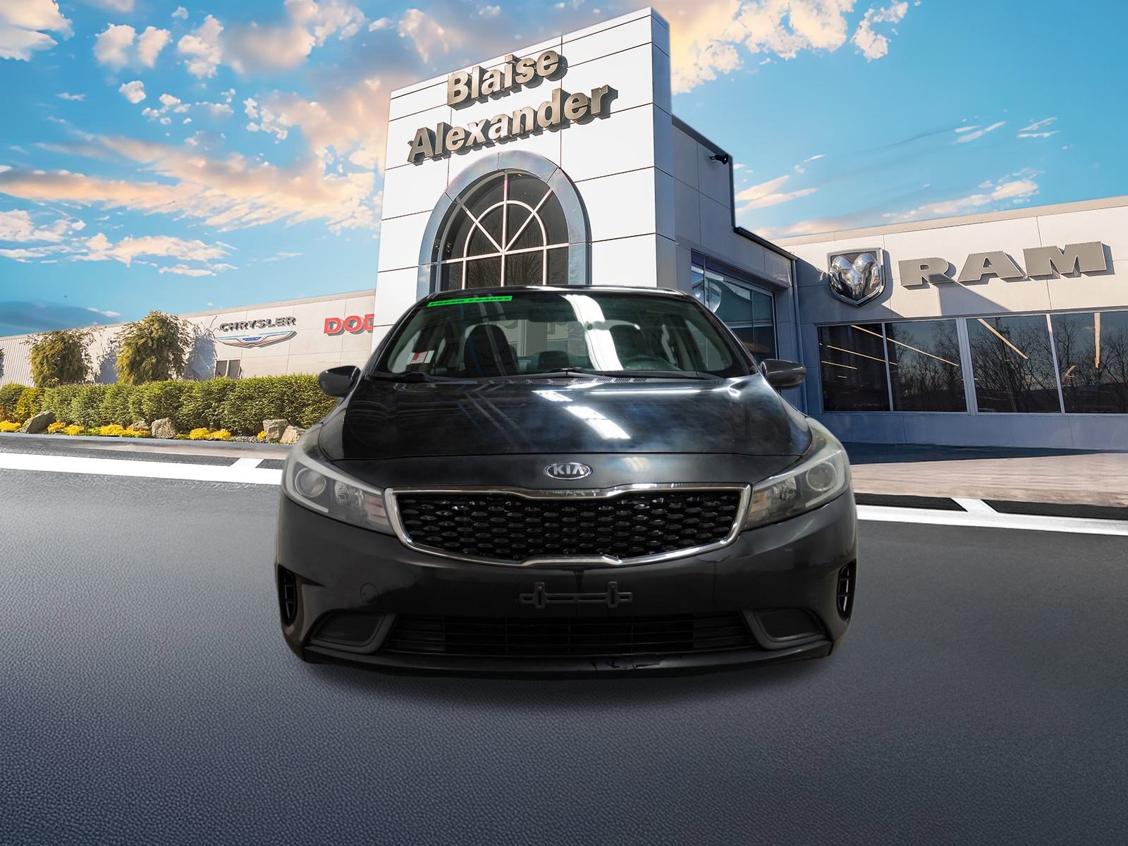 Used 2017 Kia Forte LX image 9