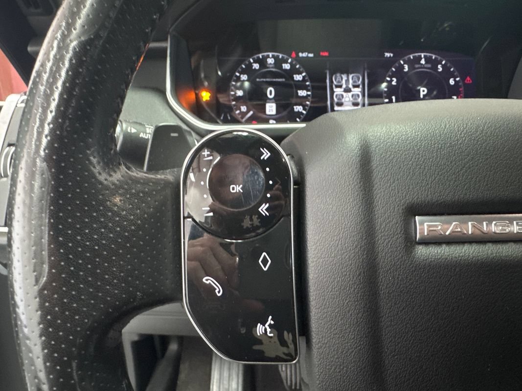 Used 2018 Land Rover Range Rover Sport Supercharged AWD/4WD image 12
