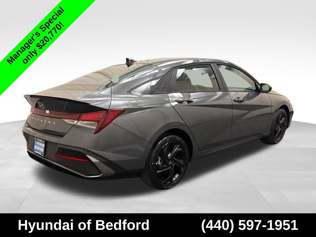 Certified 2026 Hyundai Elantra Sport FWD image 5