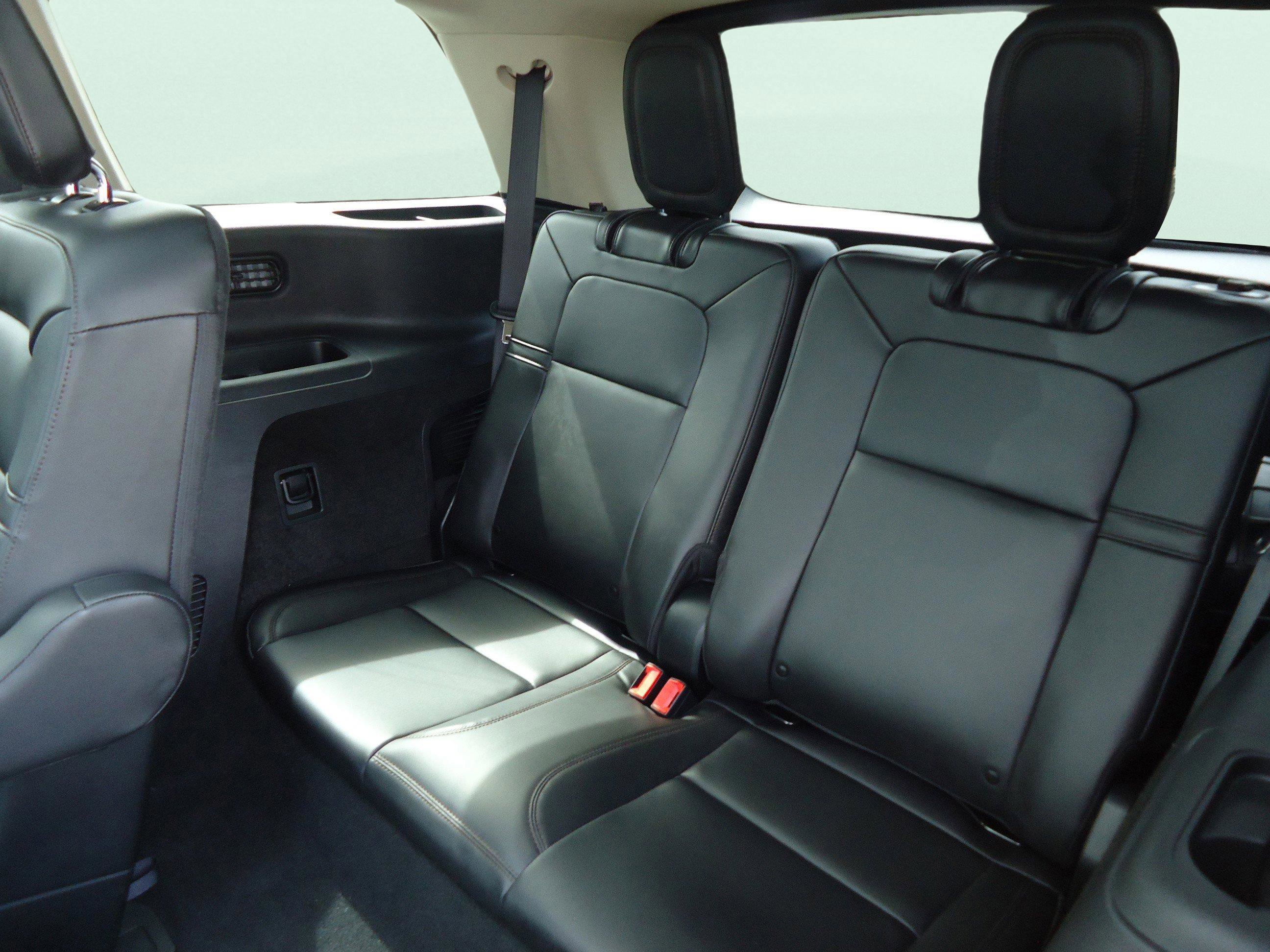 Used 2022 Lincoln Aviator AWD w/ Premium Package image 30