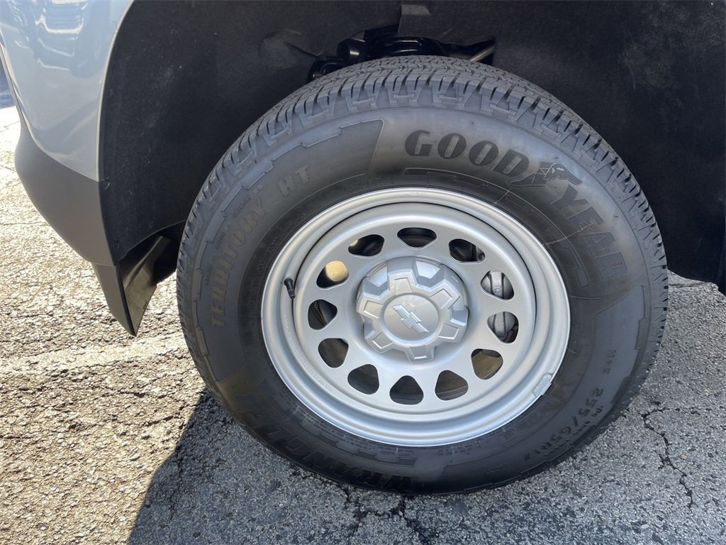 New 2025 Chevrolet Colorado W/T image 10