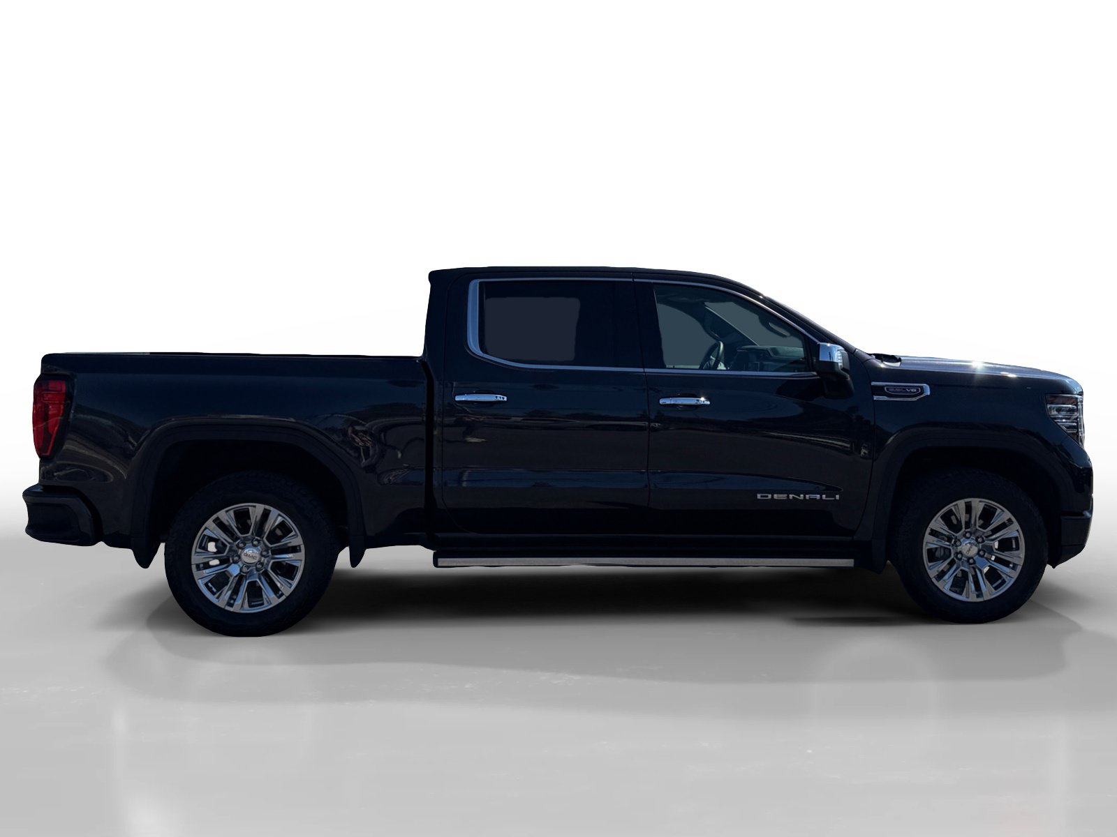 Used 2025 GMC Sierra 1500 Denali w/ Technology Package AWD/4WD image 6