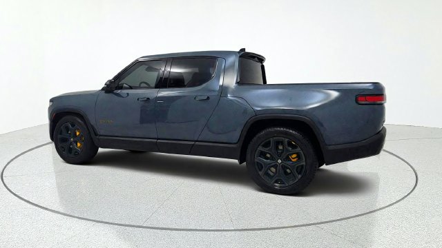 Used 2026 Rivian R1T Premium Tri AWD/4WD image 5
