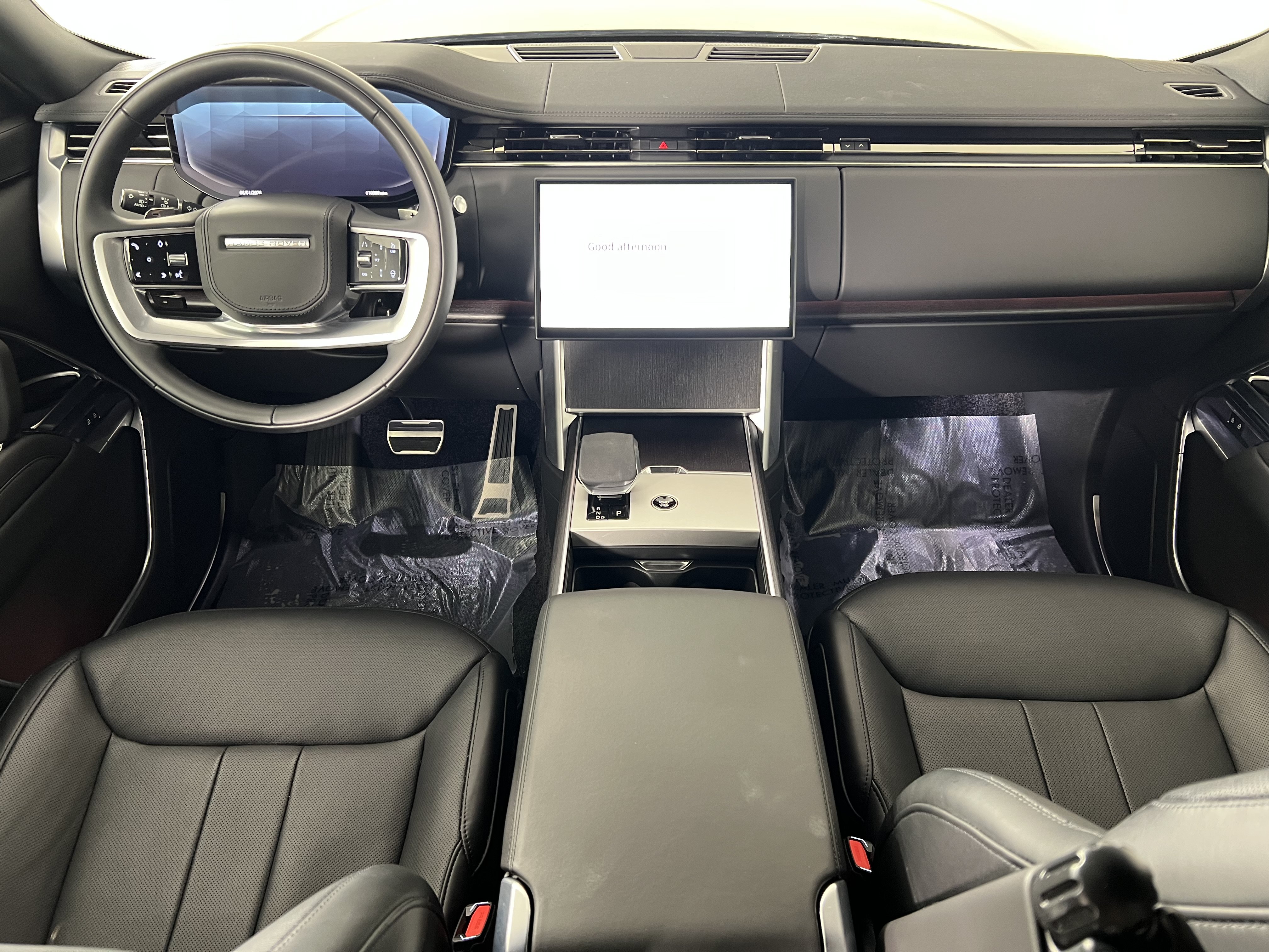 Used 2025 Land Rover Range Rover SE AWD/4WD image 21