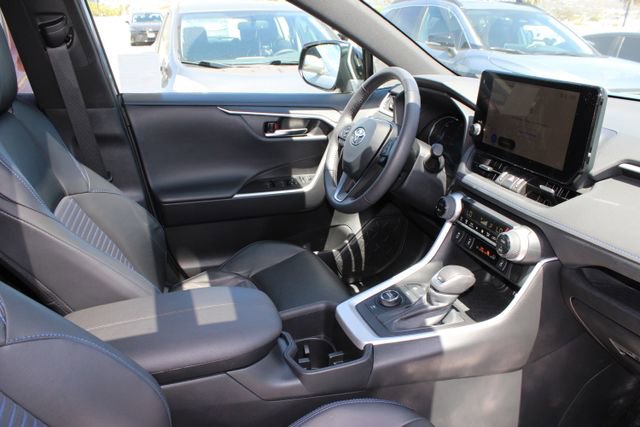 Used 2024 Toyota RAV4 XSE w/ Weather Package AWD/4WD image 5