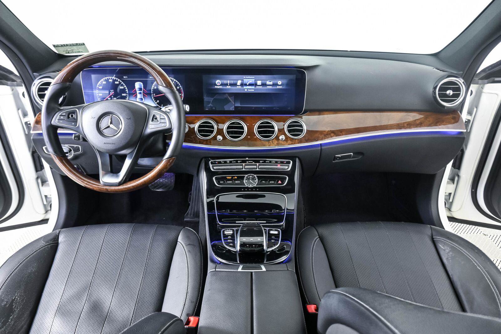 Used 2017 Mercedes-Benz E 300 image 18