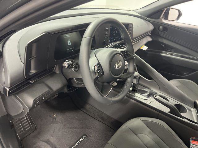 New 2026 Hyundai Elantra Sport image 9