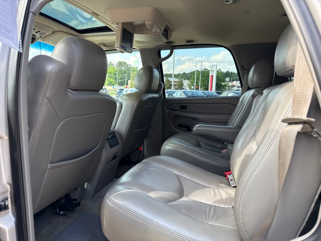 Used 2006 Chevrolet Tahoe Z71 w/ Z71 Preferred Equipment Group RWD image 23