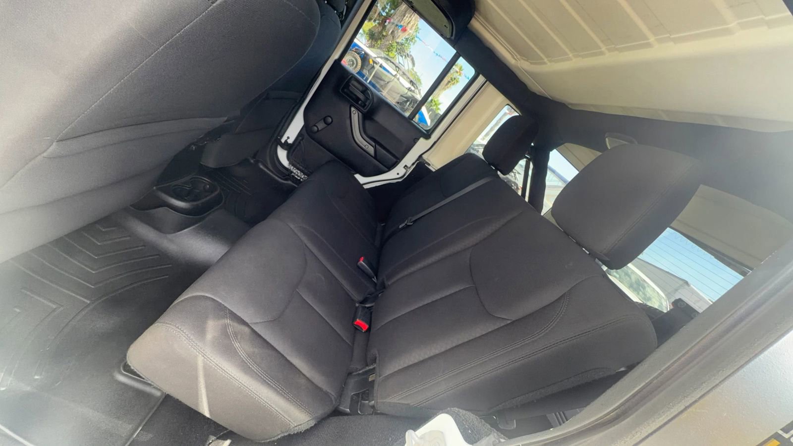 Used 2016 Jeep Wrangler Unlimited Sport AWD/4WD image 25