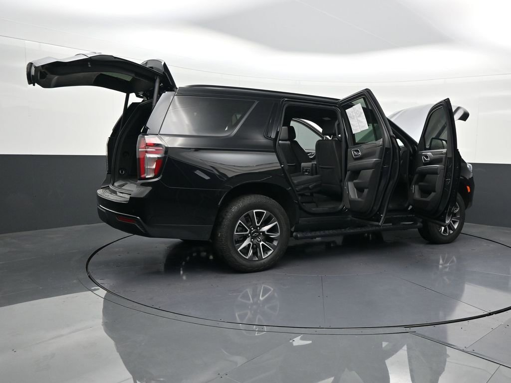 Used 2024 Chevrolet Tahoe Z71 w/ Luxury Package image 32