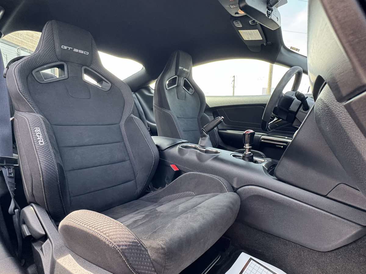 Used 2017 Ford Mustang Shelby GT350 w/ Electronics Package image 37